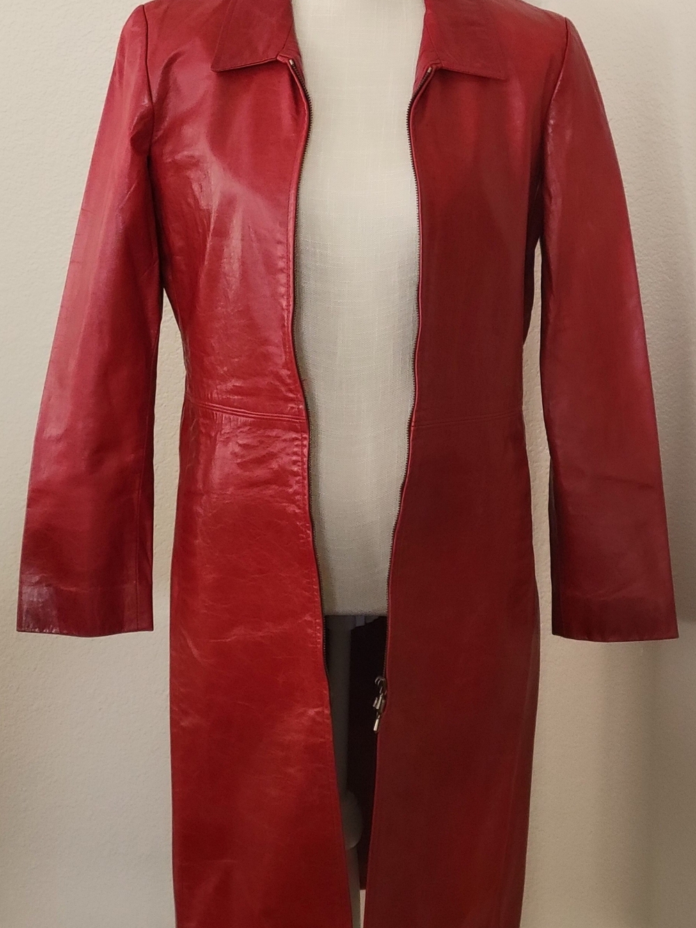 Vintage IDENTIFY Red Leather Matrix Trench Coat Sz 8 Canada Swiss Riri Zipper - Picture 2 of 16